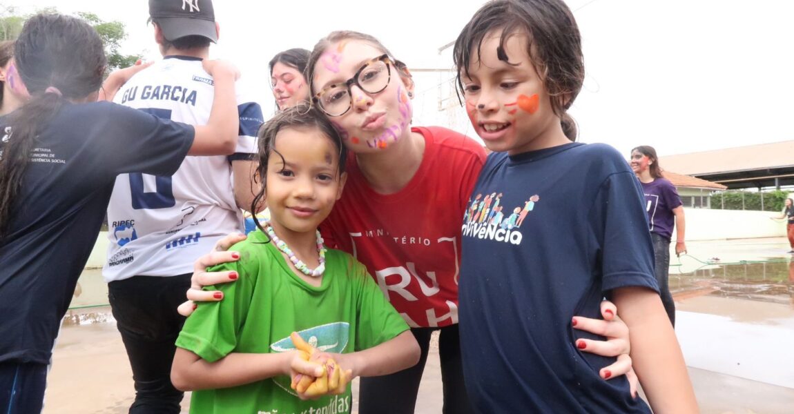 Momentos de alegria na Festa do Dia das Crianças